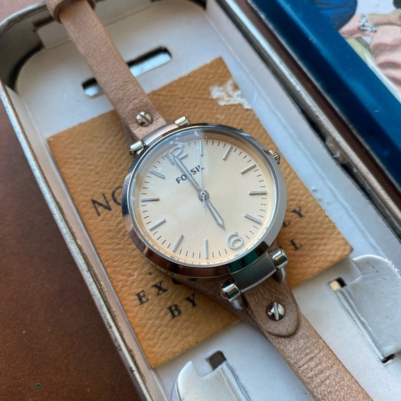 FOSSIL ES-2830 WATCH - Picture 3 of 6